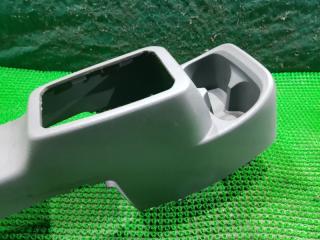 Бардачок между сиденьями MITSUBISHI MINICAB U62V MR381086 2 ракурс