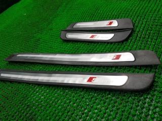 Накладка на порог AUDI A5 8T3 8T8853375 2 ракурс