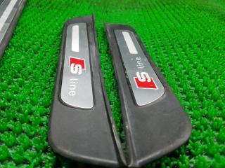 Накладка на порог AUDI A5 8T3 8T8853375 3 ракурс