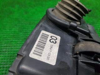 Блок предохранителей TOYOTA DYNA XZU368 N04C 7254710330 4 ракурс