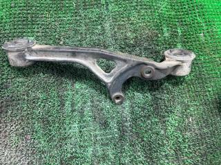 Крепление редуктора переднее TOYOTA HIACE KDH205 2KDFTV 5239126220 5 ракурс