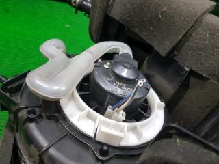 Печка салона MAZDA PREMACY CREW LFDE 3 ракурс