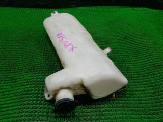 Бачок омывателя TOYOTA DYNA XZU378 860141359 2 ракурс Бачок омывателя TOYOTA DYNA XZU378 860141359 2 ракурс