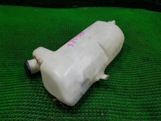 Бачок омывателя TOYOTA DYNA XZU378 860141359 3 ракурс Бачок омывателя TOYOTA DYNA XZU378 860141359 3 ракурс