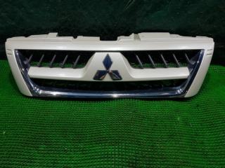 Запчасть Решетка радиатора  MITSUBISHI PAJERO MN117713 Контрактный  Крепления целые, потертости, царапины, внимательно оценивайте по фото