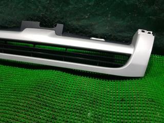 Решетка радиатора TOYOTA HIACE KDH205 53100-26210 3 ракурс