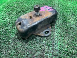 Подушка двигателя правая TOYOTA Granvia KCH16W 1KZTE 3 ракурс Подушка двигателя правая TOYOTA Granvia KCH16W 1KZTE 3 ракурс