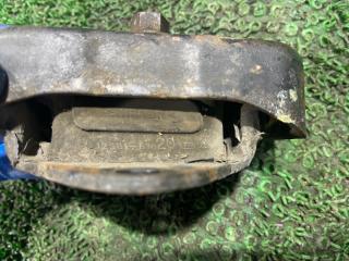 Подушка двигателя правая TOYOTA Granvia KCH16W 1KZTE 4 ракурс Подушка двигателя правая TOYOTA Granvia KCH16W 1KZTE 4 ракурс