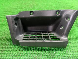 Подножка левая MITSUBISHI CANTER