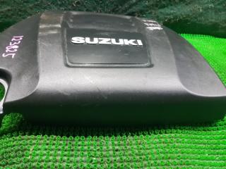 Крышка двс декоративная SUZUKI KIZASHI RF91S J24B 2 ракурс Крышка двс декоративная SUZUKI KIZASHI RF91S J24B 2 ракурс