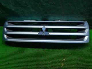 Запчасть Решетка радиатора  MITSUBISHI PAJERO IO  Контрактный  Потертости, царапины,  отсутствует клипсы в креплениях, внимательно оценивайте по фото