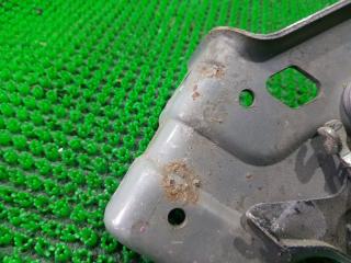 Ролик раздвижной двери TOYOTA ISIS ANM15 1AZFSE 5 ракурс