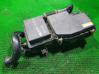 Корпус воздушного фильтра SUZUKI WAGON R MH34S R06A 1 ракурс