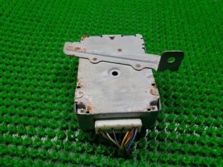 Электронный блок NISSAN CLIPPER U72V 3G83 341811-10880 5 ракурс