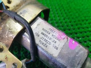 Замок 5-й двери NISSAN ELGRAND ATWE50 90554VG200 3 ракурс
