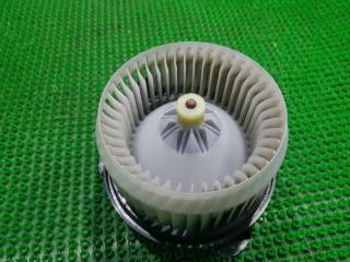 Мотор печки TOYOTA PORTE NCP145 1NZFE 2 ракурс