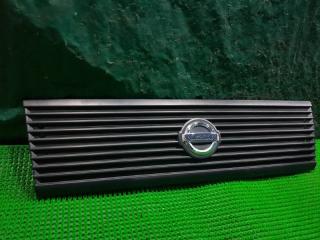 Решетка радиатора NISSAN CLIPPER U72T mr557320 2 ракурс