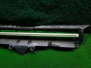 Решетка радиатора TOYOTA VOXY ZRR70 53114-28080 3 ракурс