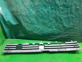 Решетка радиатора SUZUKI EVERY DA64W 71713-68H5 4 ракурс