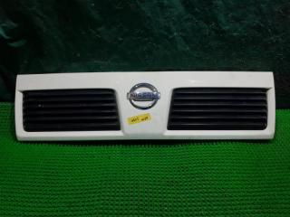 Решетка радиатора NISSAN NV100 CLIPPER U71V 7405A160 1 ракурс