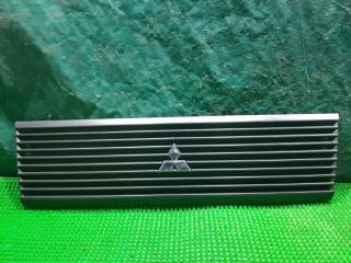 Решетка радиатора MITSUBISHI MINICAB U61V mr557320 1 ракурс