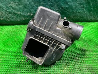 Корпус воздушного фильтра TOYOTA MARK X GRX125 4GRFSE 2 ракурс Корпус воздушного фильтра TOYOTA MARK X GRX125 4GRFSE 2 ракурс