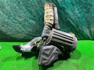 Корпус воздушного фильтра TOYOTA HIACE KDH205 2KDFTV 17893-30030 1 ракурс