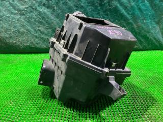 Корпус воздушного фильтра VOLVO XC90 30680290 2 ракурс