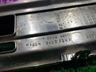 Решетка радиатора MITSUBISHI TOPPO H82A 6402A186 5 ракурс