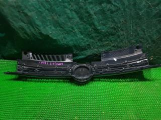 Решетка радиатора VOLKSWAGEN GOLF 5K1 5k0853651 5 ракурс