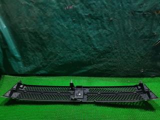 Решетка радиатора TOYOTA VOXY AZR65G 5310128220 5 ракурс
