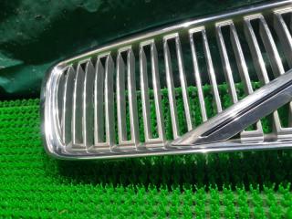 Решетка радиатора VOLVO V70 SW49 09190386 3 ракурс