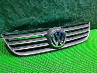 Решетка радиатора VOLKSWAGEN POLO 9N3 6Q0853653E 2 ракурс