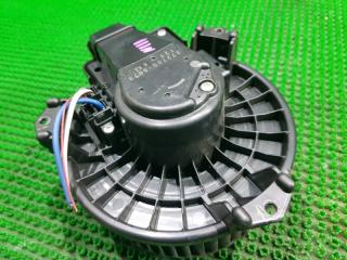Мотор печки TOYOTA COROLLA RUMION ZRE154-1005798 2ZR-FE 2727008073 4 ракурс Мотор печки TOYOTA COROLLA RUMION ZRE154-1005798 2ZR-FE 2727008073 4 ракурс