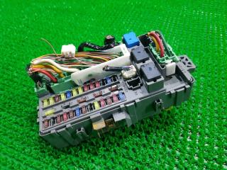 Блок предохранителей HONDA ODYSSEY RB4 K24A 39186-SLE-N013 2 ракурс