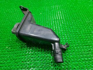 Бачок гидроусилителя AUDI A4 8EC BWE 8e0422373b 2 ракурс