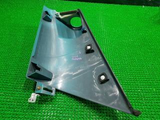 Щека передняя левая ELF NHR69