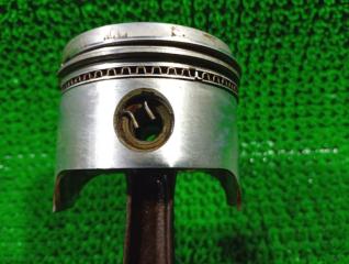 Поршень TOYOTA CROWN GS120 1GEU 4 ракурс Поршень TOYOTA CROWN GS120 1GEU 4 ракурс