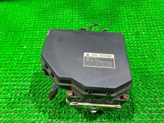 Блок abs TOYOTA WISH ZGE25 2ZRFAE 44540-68080 2 ракурс Блок abs TOYOTA WISH ZGE25 2ZRFAE 44540-68080 2 ракурс