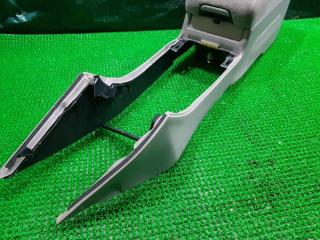 Подлокотник TOYOTA CROWN JZS173 5891730120 2 ракурс