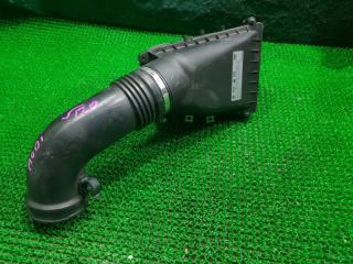 Корпус воздушного фильтра AUDI RS5 8T3 CFSA 8T0133835B 1 ракурс Корпус воздушного фильтра AUDI RS5 8T3 CFSA 8T0133835B 1 ракурс