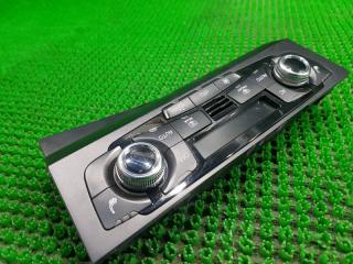 Блок управления климат-контролем AUDI RS5 8T3 CFSA 8K2820043T 3 ракурс Блок управления климат-контролем AUDI RS5 8T3 CFSA 8K2820043T 3 ракурс