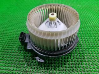 Мотор печки TOYOTA COROLLA AXIO NZE144 1NZFE 2727008073 2 ракурс