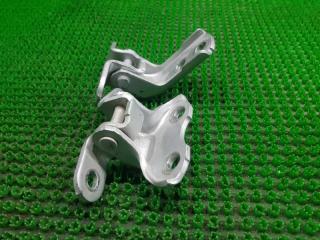 Петля двери передняя правая TOYOTA SIENTA 2016.06