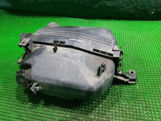 Корпус воздушного фильтра TOYOTA ALPHARD 2005.07