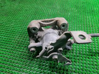 Суппорт правый задний TOYOTA COROLLA RUMION ZRE154-1005798 2ZR-FE 4 ракурс