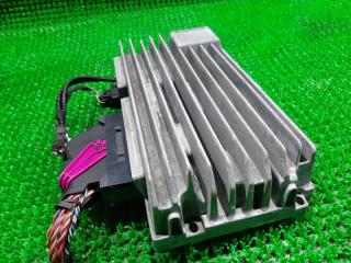 Усилитель звука AUDI RS5 8T3 CFSA 8T1035223A 4 ракурс Усилитель звука AUDI RS5 8T3 CFSA 8T1035223A 4 ракурс