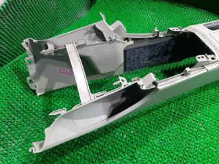 Бардачок между сиденьями TOYOTA COROLLA AXIO NZE144 1NZFE 589111230 2 ракурс
