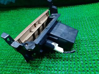 Пепельница TOYOTA COROLLA AXIO NZE144 1NZFE 55440-12170 3 ракурс