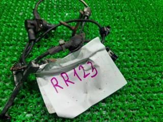 Датчик abs правый задний TOYOTA COROLLA AXIO NZE144 1NZFE 2 ракурс